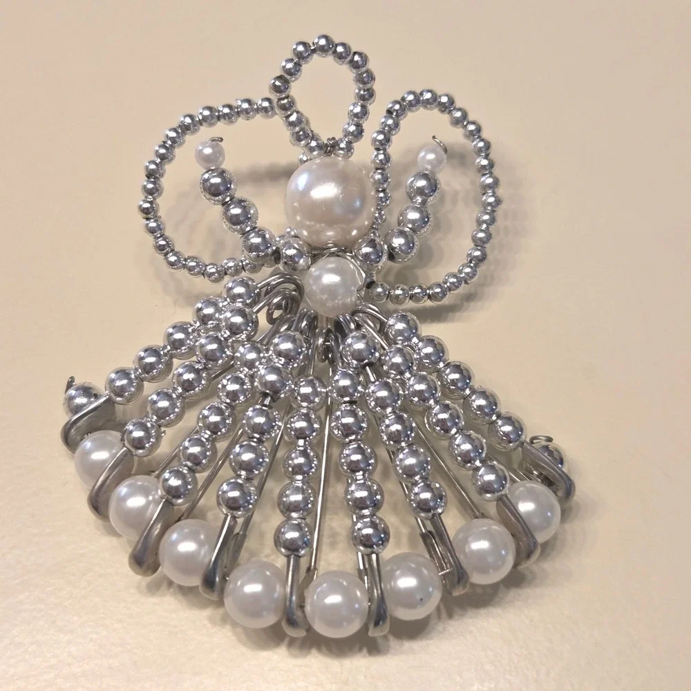 Vintage Handmade Angel‎ Pin Brooch Silver Tone Faux Pearl Wings Skirt Christmas